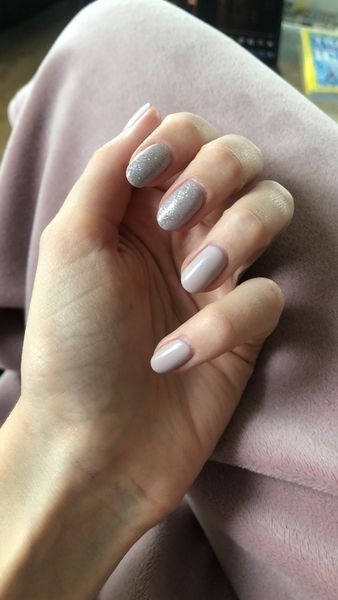 Please explain nail salons to me