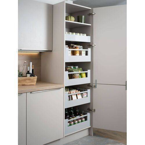 What is more useful? 600mm large larder or 2 x 300mm larders?