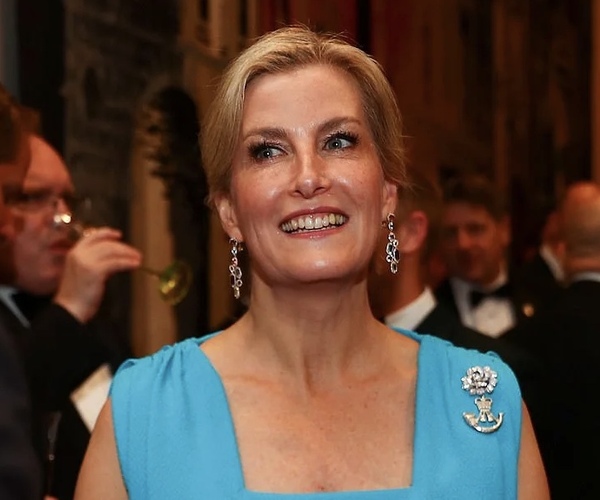 Blessed Be The Royal Pants, but We Shall Inherit the Tiaras!