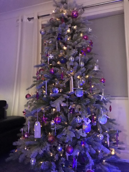 Are you one of this people with a perfect looking Christmas tree?