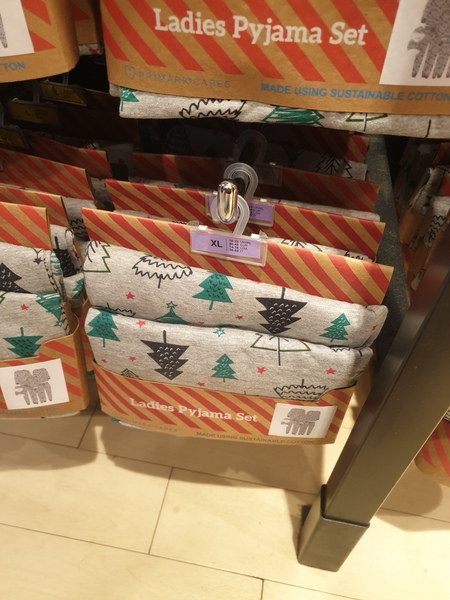 Thread 23 - the one with the massage gin