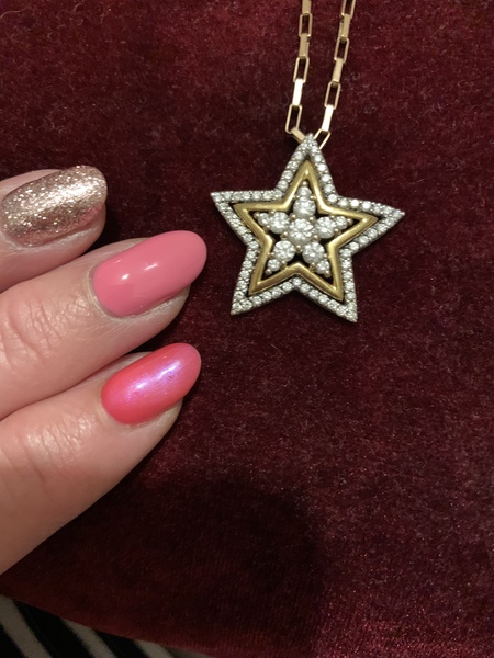 A universal necklace you can always wear?