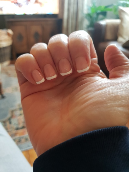 Please explain nail salons to me