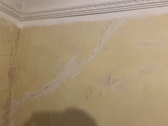 Seen a house I want to offer but cracks …