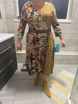 Help to decide on a dress to wear to my Xmas party please? Pics