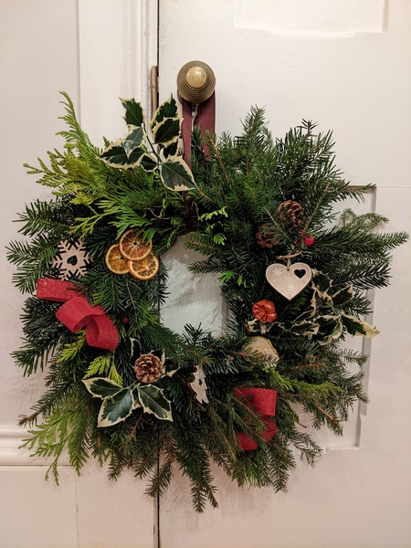 Can I see your wreaths please?!