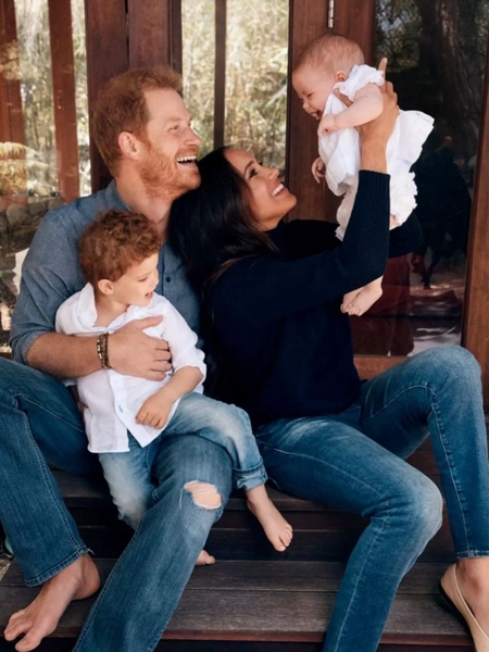 Possibly we can all agree on this from the Sussexes ...