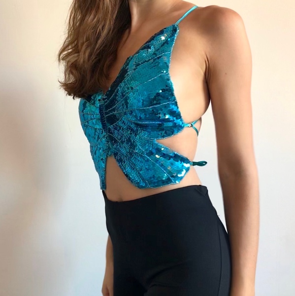 DD wears lingerie as a shirt