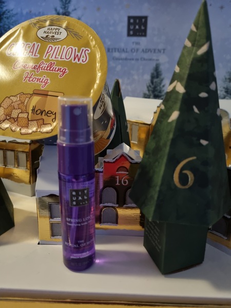 General “Waifs and Strays” Beauty Advent Calendar opening thread