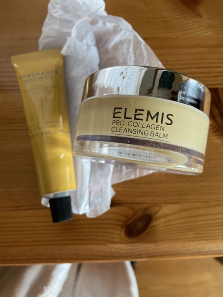 General “Waifs and Strays” Beauty Advent Calendar opening thread