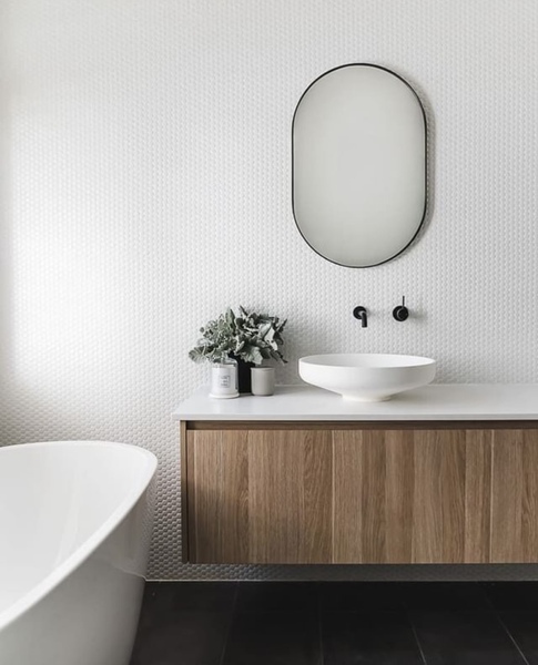 What wall tiles go with penny floor tiles?