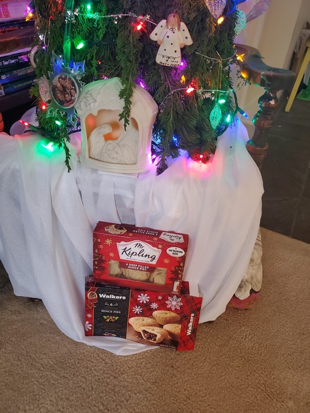 It'll Be *WAG*ly This Christmas