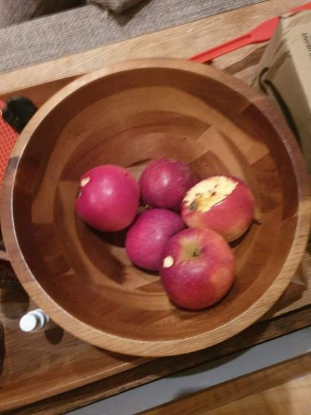 What's happening to my apples?