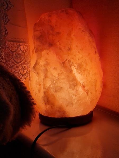 Salt lamps. Bollocks or ion particle cleanser?