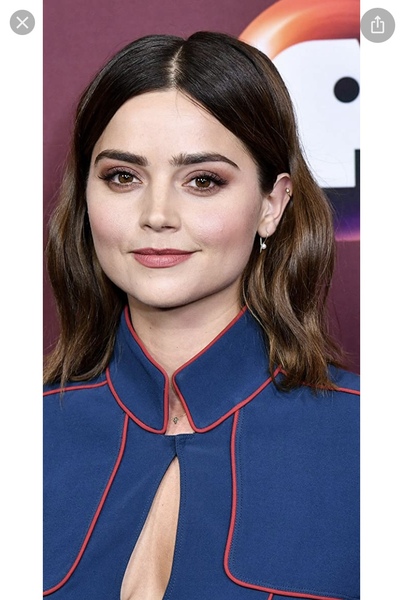 To think she looks NOWHERE near 35