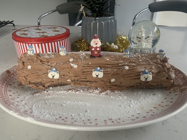 Dessert ideas for Christmas meal. Cheesecake?
