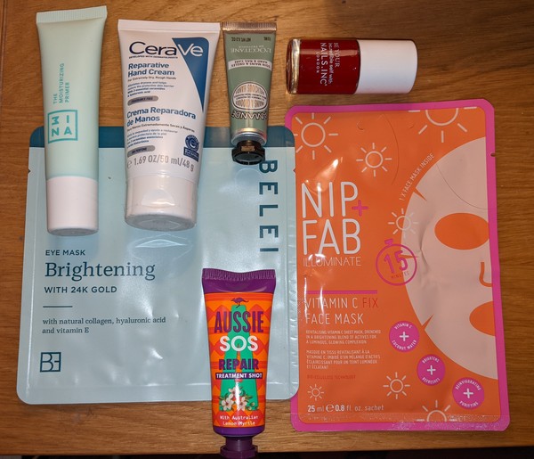 General “Waifs and Strays” Beauty Advent Calendar opening thread