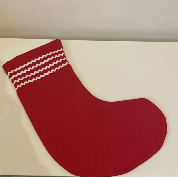 Do you wrap stocking fillers and stuff in sack.