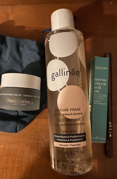 General “Waifs and Strays” Beauty Advent Calendar opening thread