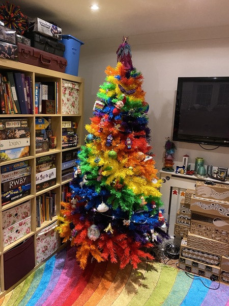 Do we have a show us your tree thread yet?