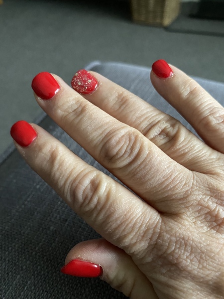 Have you had your nails done for Christmas?