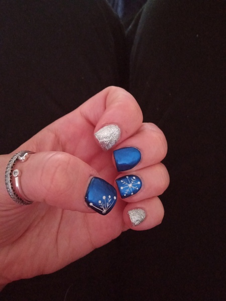 Have you had your nails done for Christmas?