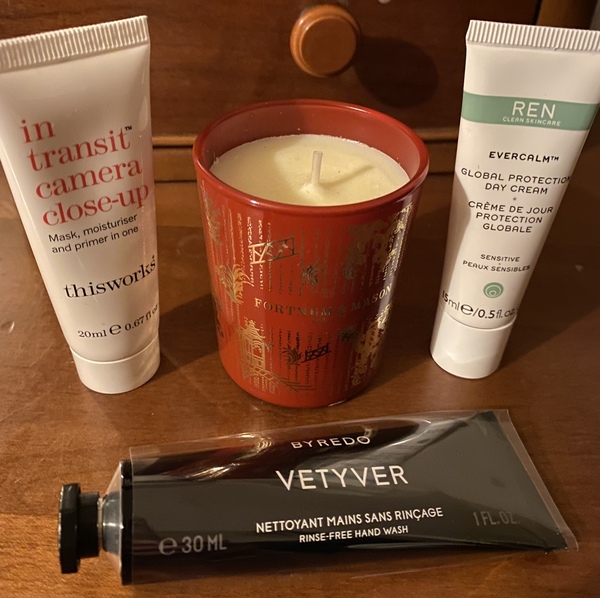 General “Waifs and Strays” Beauty Advent Calendar opening thread
