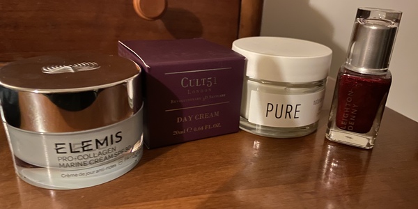 General “Waifs and Strays” Beauty Advent Calendar opening thread