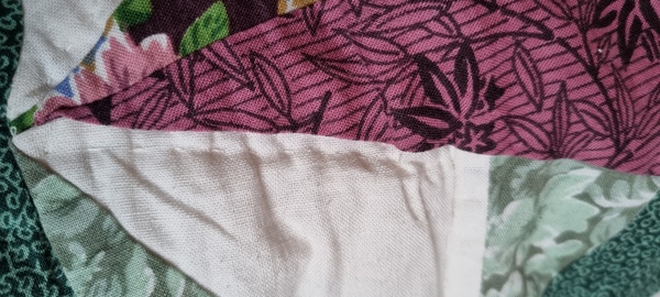 Quilt / Throw identification (with pics)