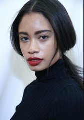 My colleague often comments that I don't wear much make-up, does my make-up routine sound unusual to you?