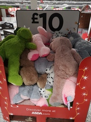 Thread 26 - the one with pervy pig throw