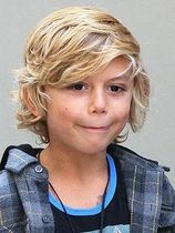 Boys long hair inspo please