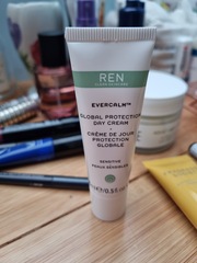 General “Waifs and Strays” Beauty Advent Calendar opening thread
