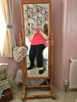 To remind everyone of the little Christmas gem on ebay, that no-one has bought yet.