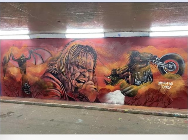 I wanted to show off this local street art (Meatloaf)