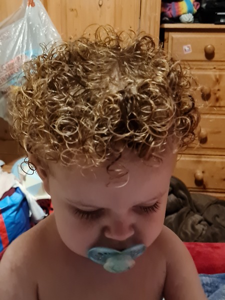 Toddlers curly hair help...