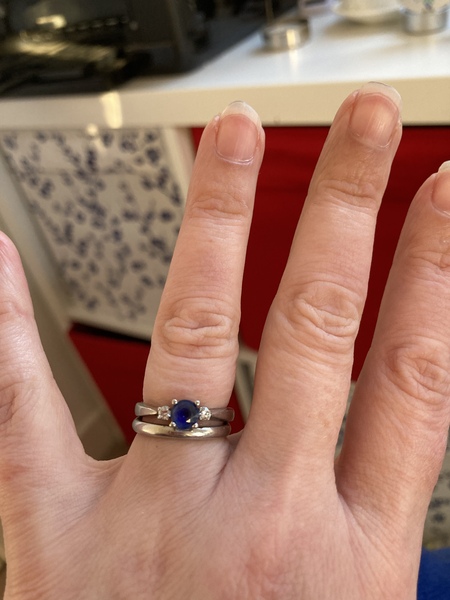 engagement ring - which one to get? (Photos included)
