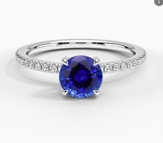 engagement ring - which one to get? (Photos included)