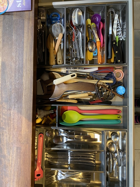 Where can I buy a 90mm deep cutlery tray for a 900mm wide kitchen drawer