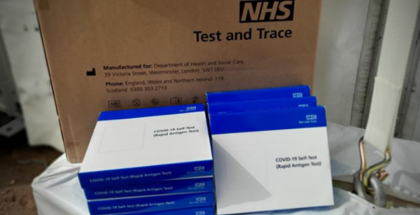 My postal PCR test came but... Its not a PCR test 🙄