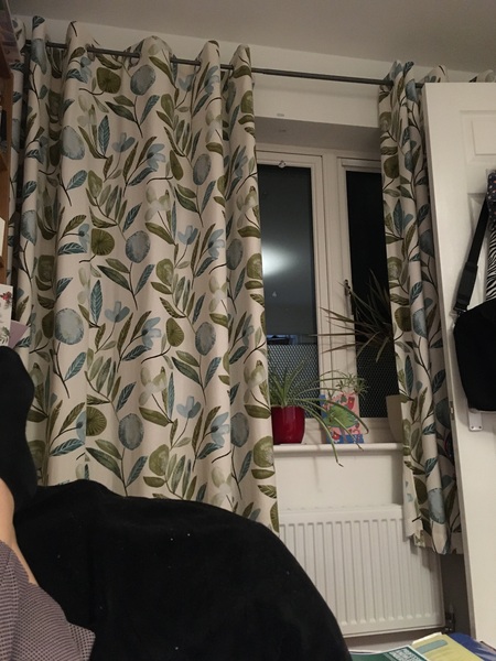 Can you leave your curtains one way or the other?