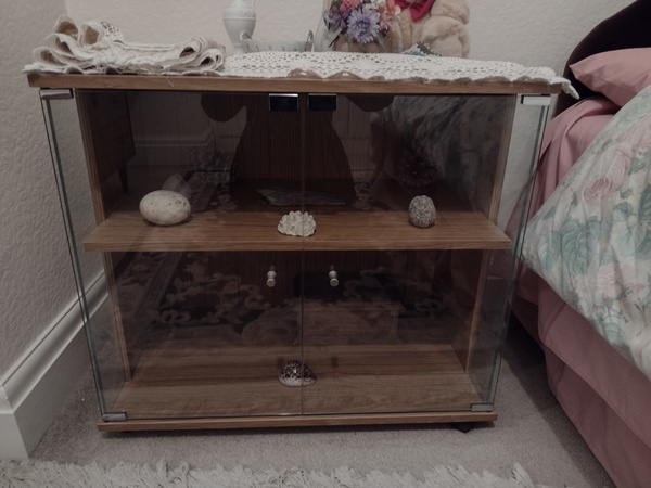 is my aunt being ripped off ? g plan or mid century furniture is "worthless" furniture