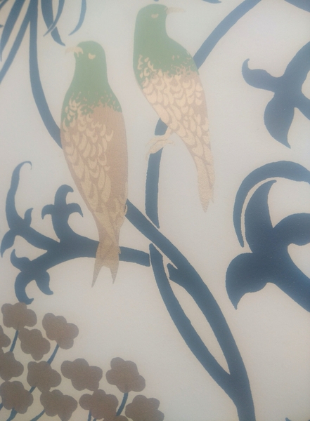 What to put with dark green?