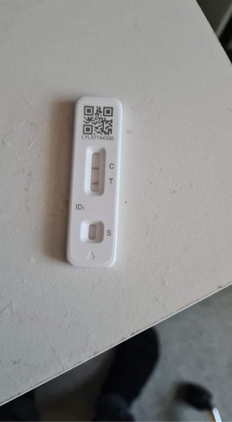 Do all LFTs turn positive if left for an hour