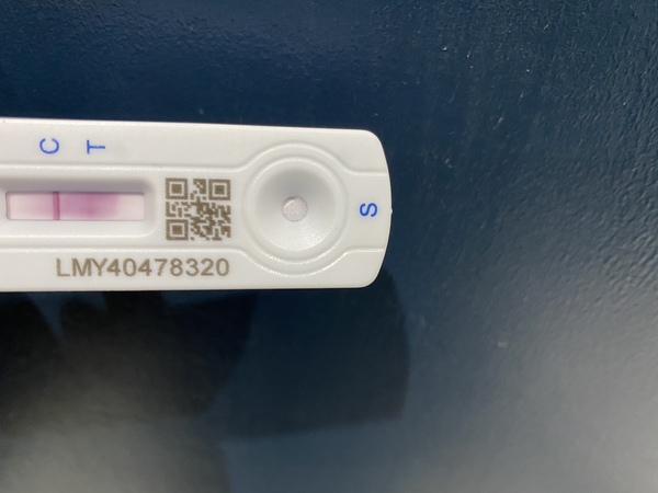 Line eyes please - weird line is it positive!?