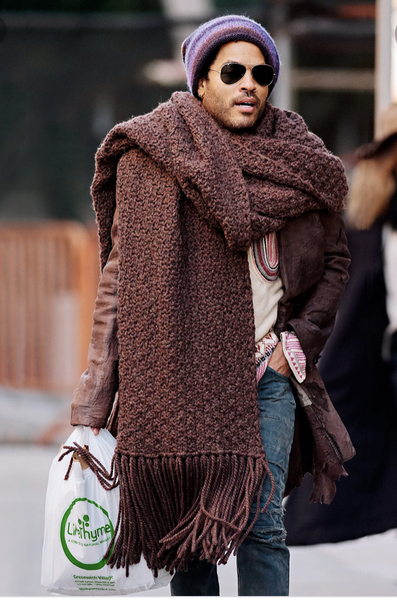 Why is Sue Grey wearing two scarves? Is this a thing now?