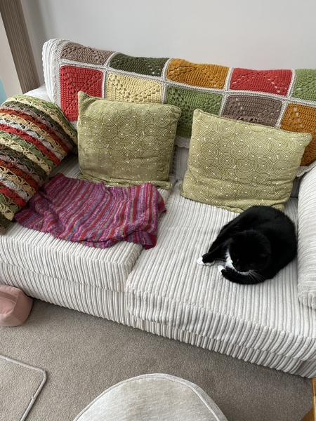 Does anyone fancy a piano chat thread?