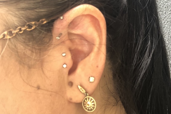 Tragus piercing
