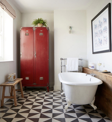 Monochrome tiles and grout