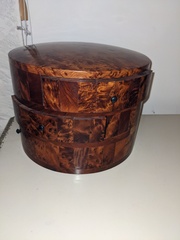 AIBU that I will get this draw open!!!!!! Even if the knob has come off